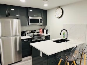 Fridge, microwave, oven, dishwasher