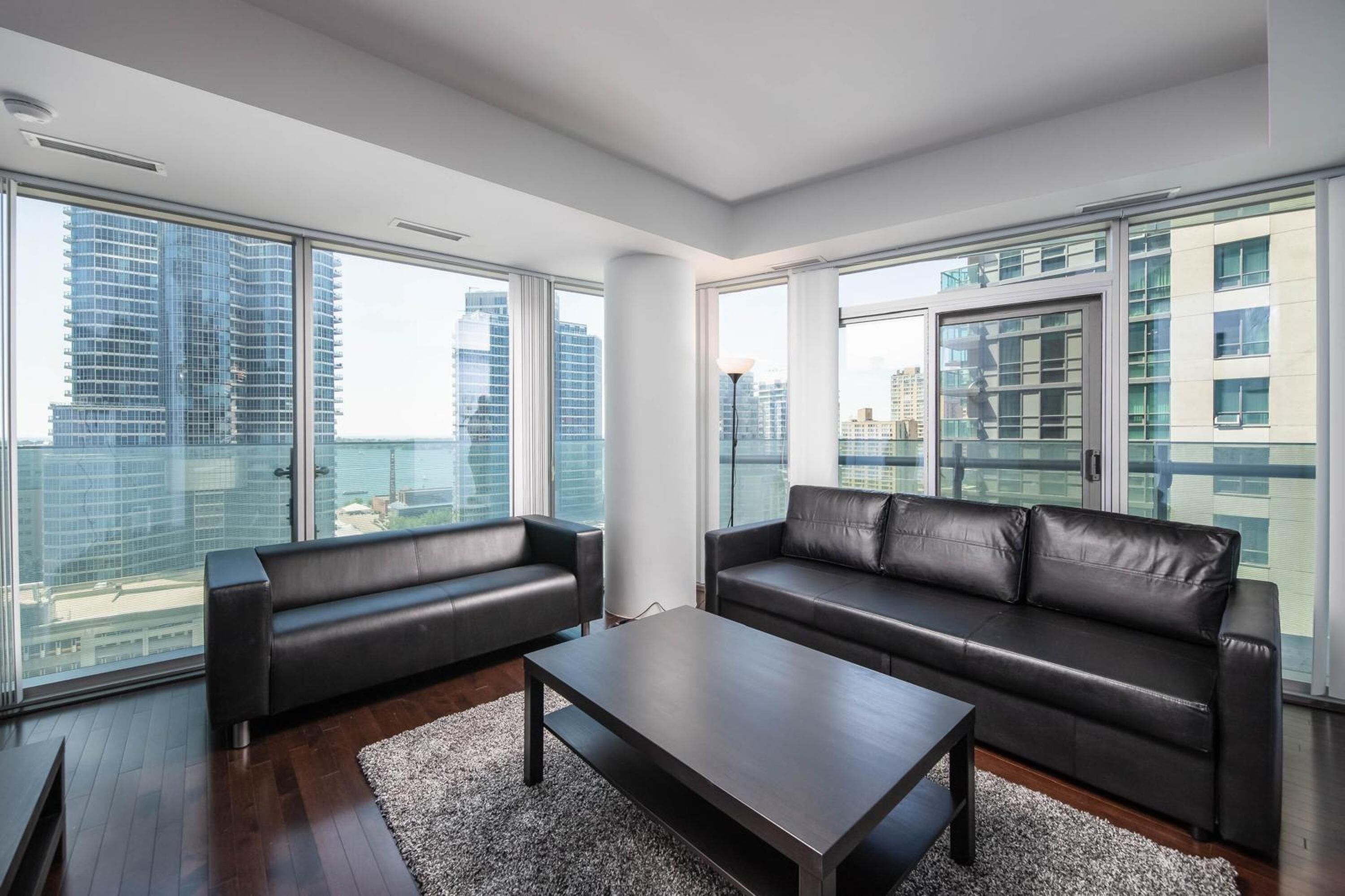 อพาร์ทเมนท์สำหรับครอบครัว, 3 ห้องนอน, 2 ห้องน้ำ | บริเวณนั่งเล่น | ทีวี, บริการสตรีมมิ่ง