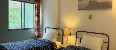 1 chambre, fer et planche Ă repasser, Wi-Fi, draps fournis