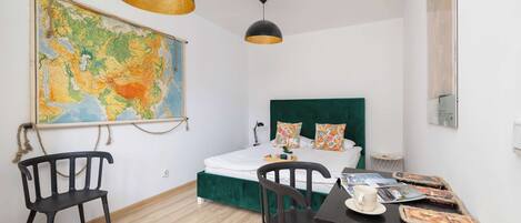 1 bedroom, iron/ironing board, travel cot, WiFi