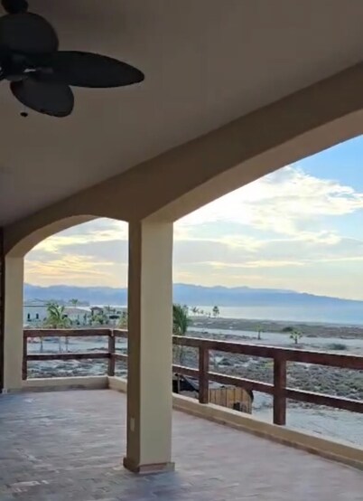 Coming Soon - 100m from Beach - Perfect retreat to relax. Beachfront community.