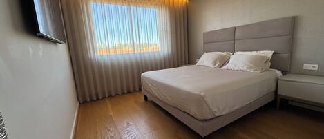 2 soverom, strykejern/-brett, wi-fi og sengetøy