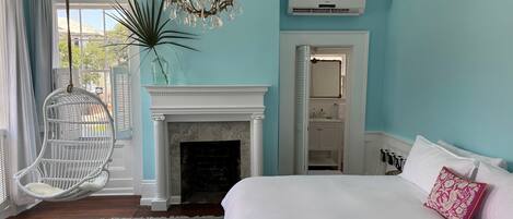 1 غرفة نوم ومكواة/لوح كي وواي فاي مجانًا وملاءات أسرّة