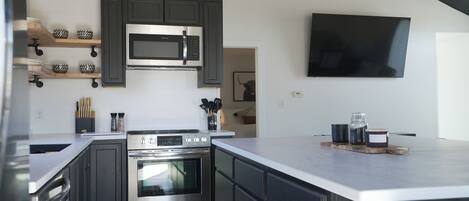 Microwave, oven, stovetop, dishwasher