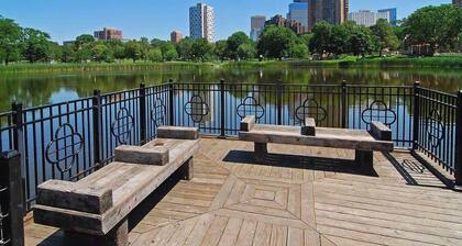 Lavish 3Bed 3Bath Condo in Uptown