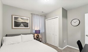 3 Schlafzimmer, Bügeleisen/Bügelbrett, WLAN, Bettwäsche