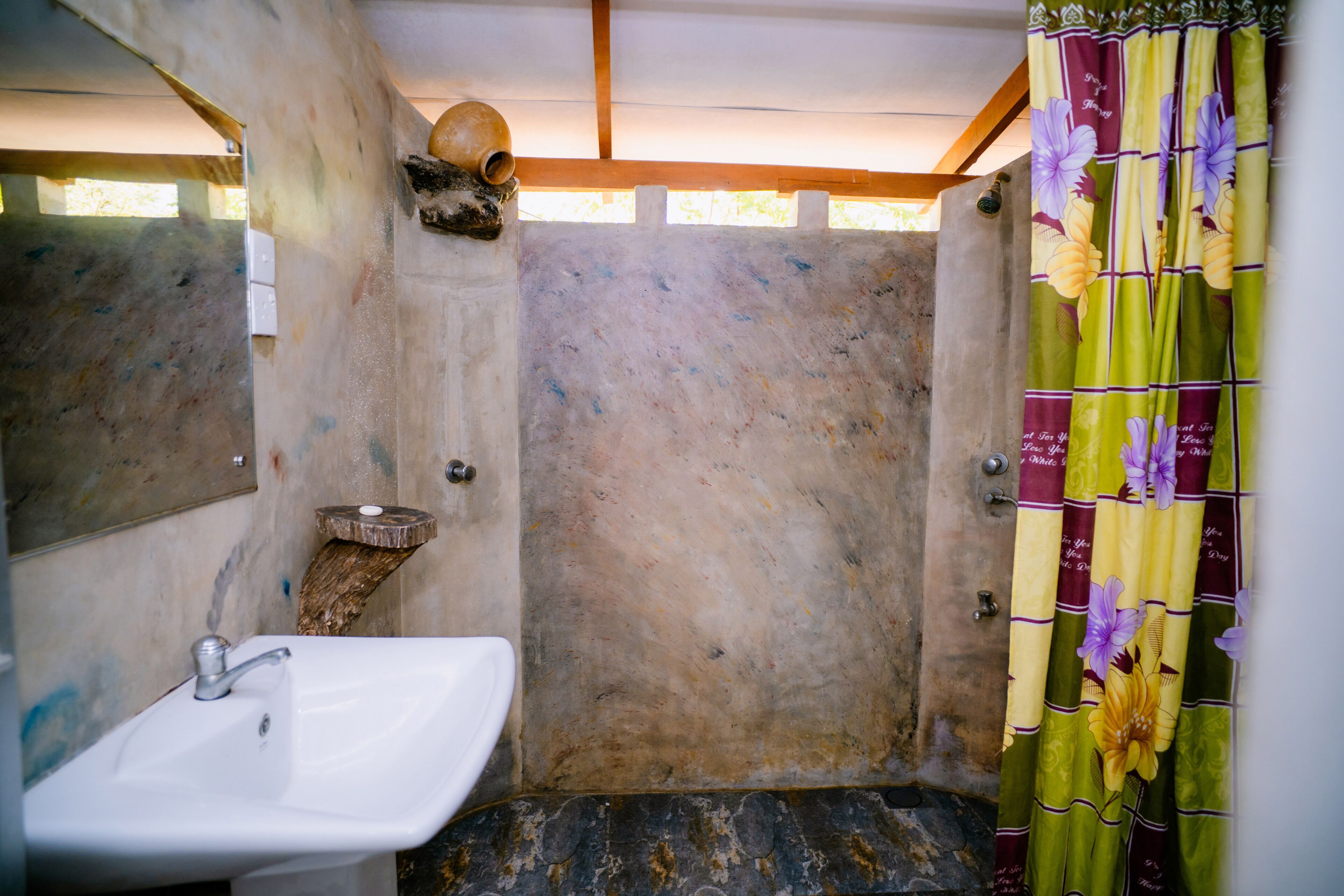 Handtücher, Seife, Toilettenpapier