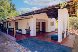 Exterior - Bundala Nature Resort

The Ultimate Escape for Families and Friends (Hambantota)