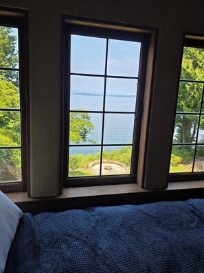 3 室のベッドルーム、アイロン / アイロン台、WiFi、ベッドシーツ