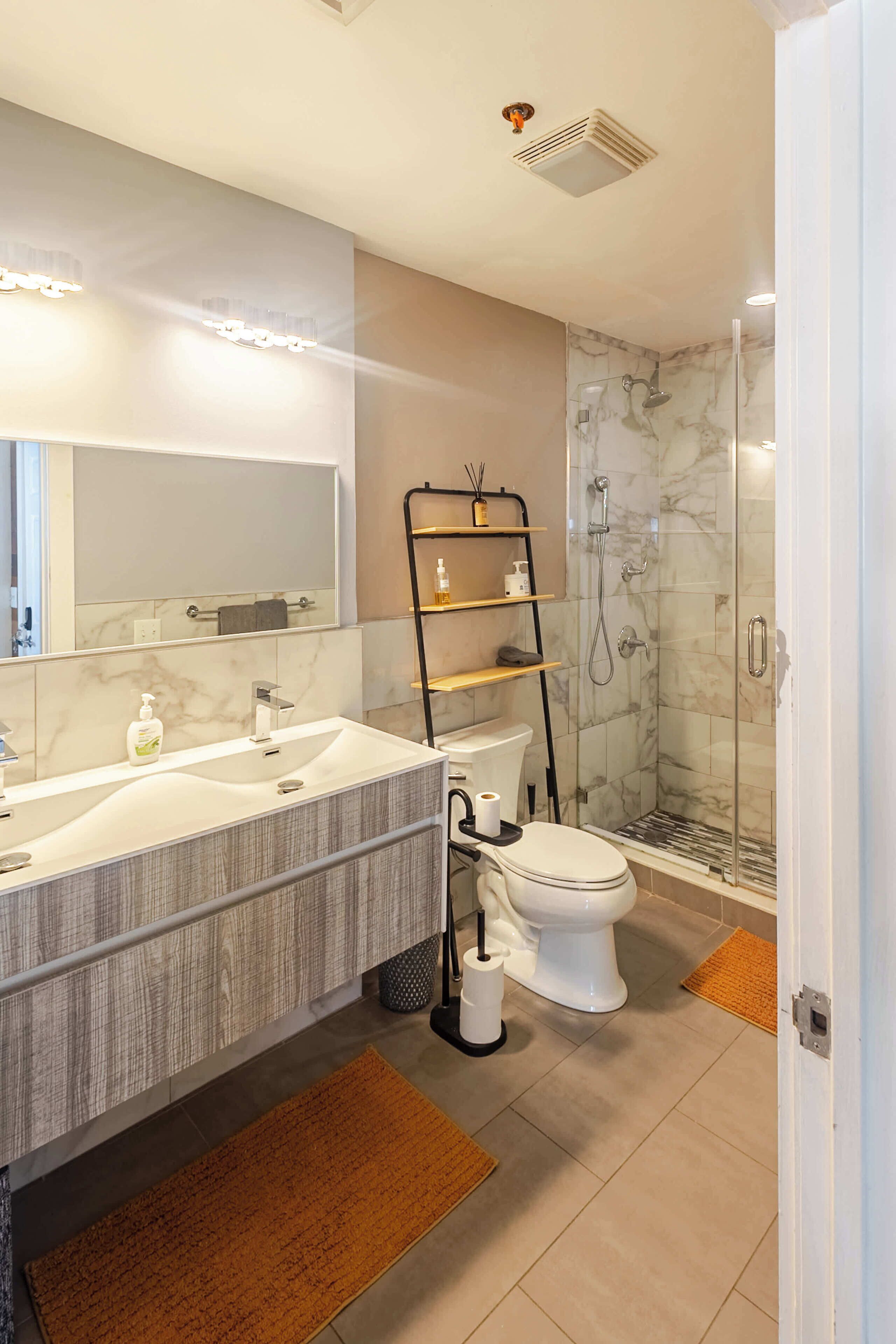 Een douche, een haardroger