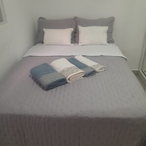 1 bedroom, iron/ironing board, bed sheets