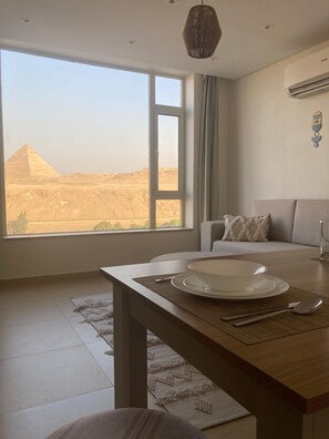 Interior - First Row to Pyramids 2BDR Apt (Giza Governorate)