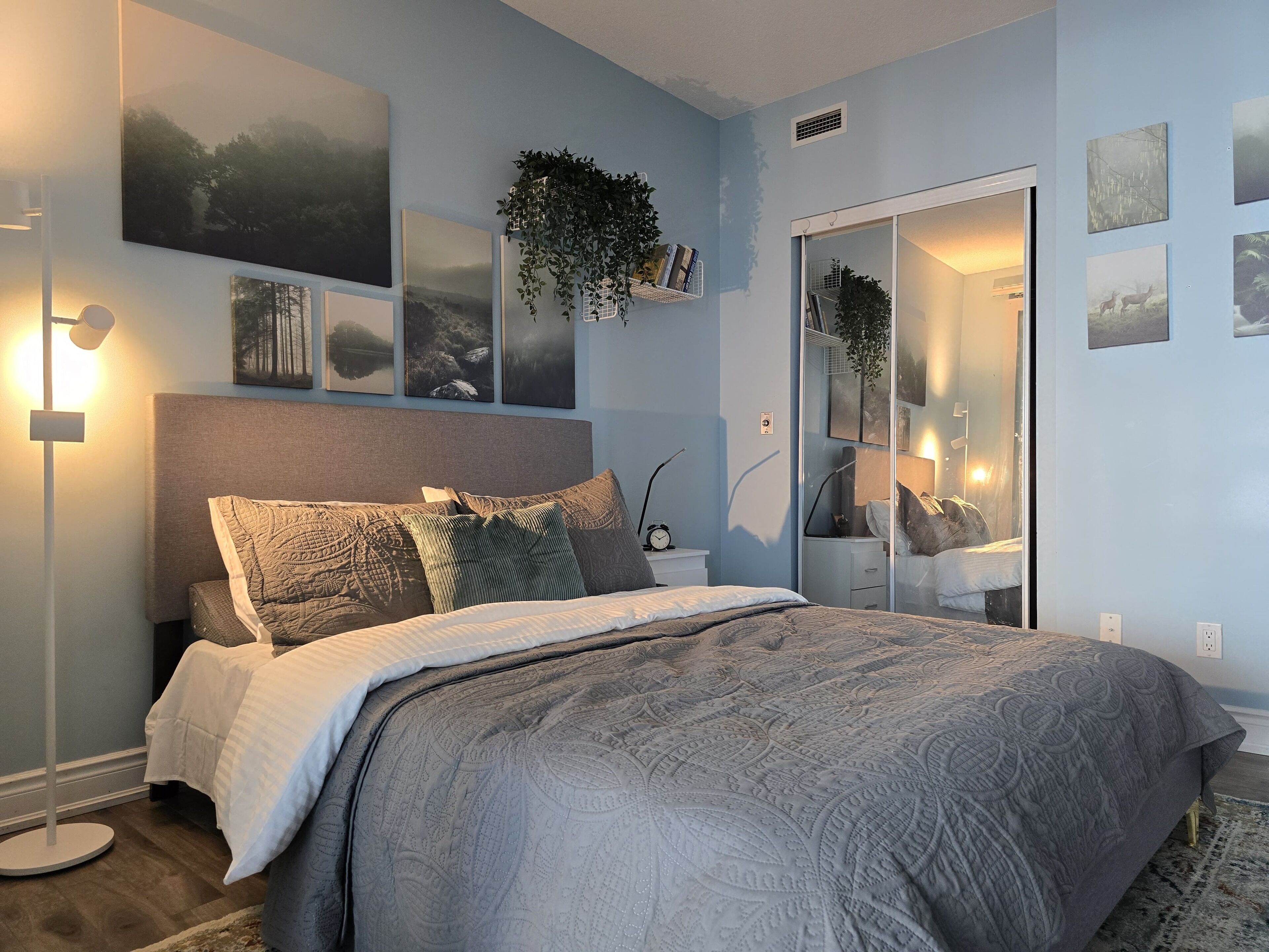 2 bedrooms, desk, iron/ironing board, free WiFi