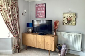 Interior - Lorton Villa with a Log Burner (St Helens)