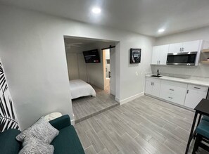 1 dormitorio, tabla de planchar con plancha, wifi gratis y ropa de cama