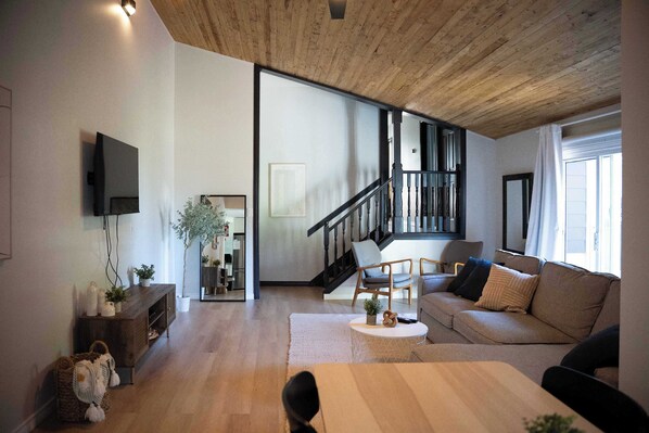 Télévision, espaces bureaux