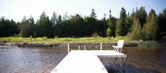Waterfront Cottage | Fire Pit & Kayaks | Tobermory