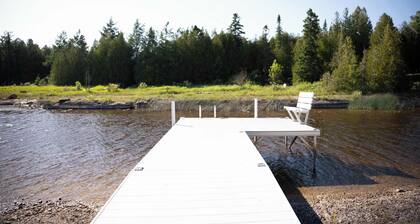 Waterfront Cottage | Fire Pit & Kayaks | Tobermory
