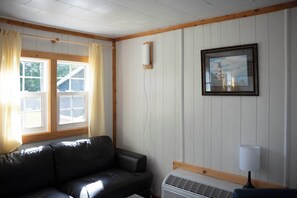 Fernseher, Kamin, Arbeitsbereiche