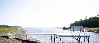 Cozy 2‑Bed Waterfront Cabin | Near Bruce Peninsula