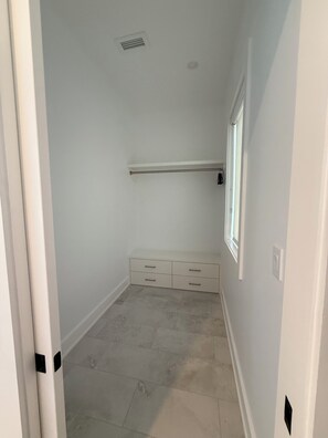 Interior - Stunning Sandy Point Beach Villa Stella Maris infinity pool hot tub-flash sale (Sandy Point)