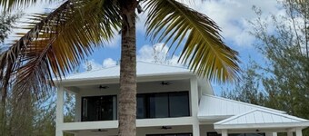 Sandy Point Beachfront Villa Stella Maris - Luxury by Nature