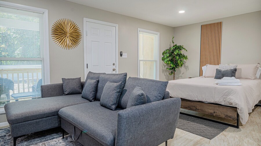 The Travelers Studio Columbus