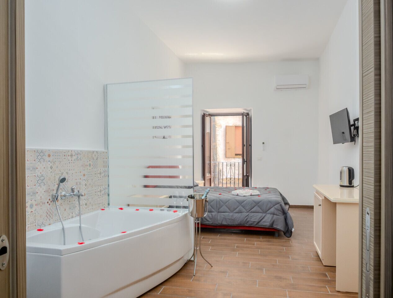 1 Schlafzimmer, Schreibtisch, kostenloses WLAN, Bettwäsche