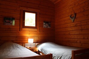 2 bedrooms