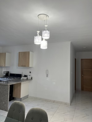 Apartamento, 3 quartos, para fumantes, sacada | Cozinha privada