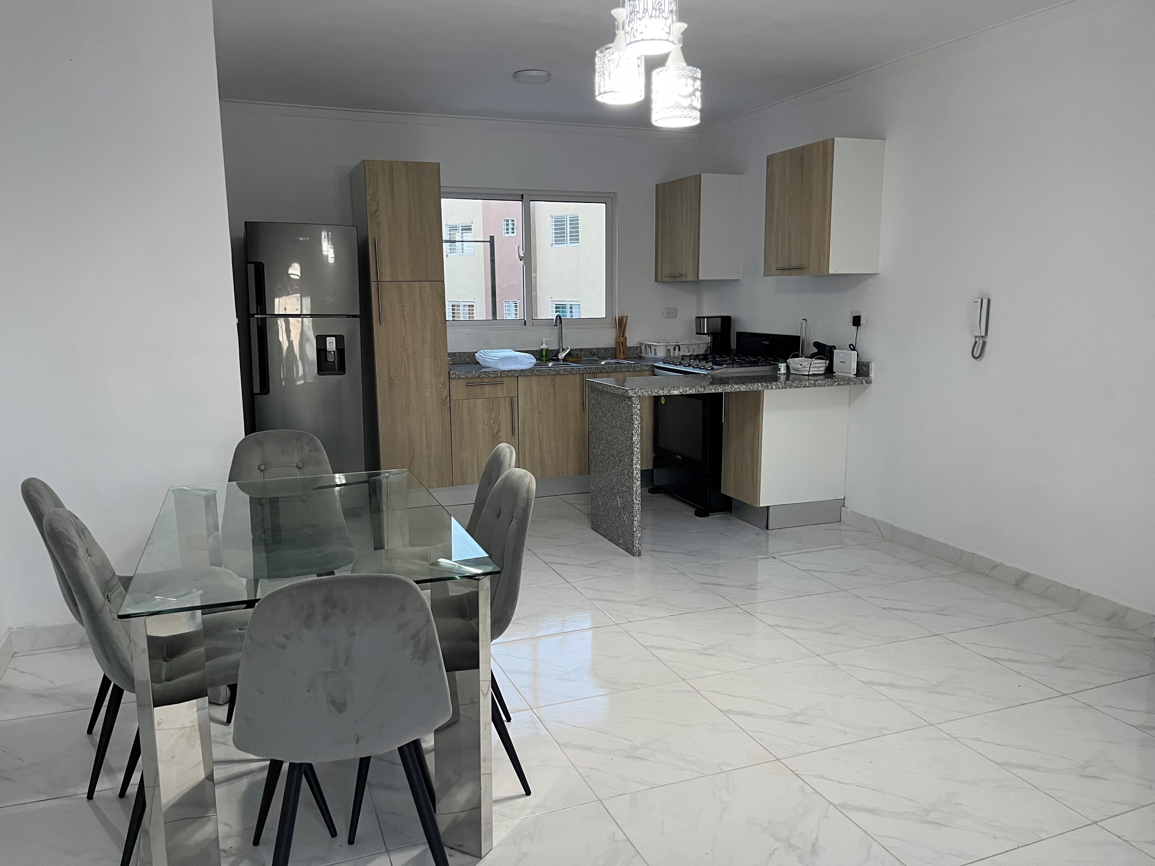 Apartment, 3 Bedrooms, Smoking, Balcony | Dining room