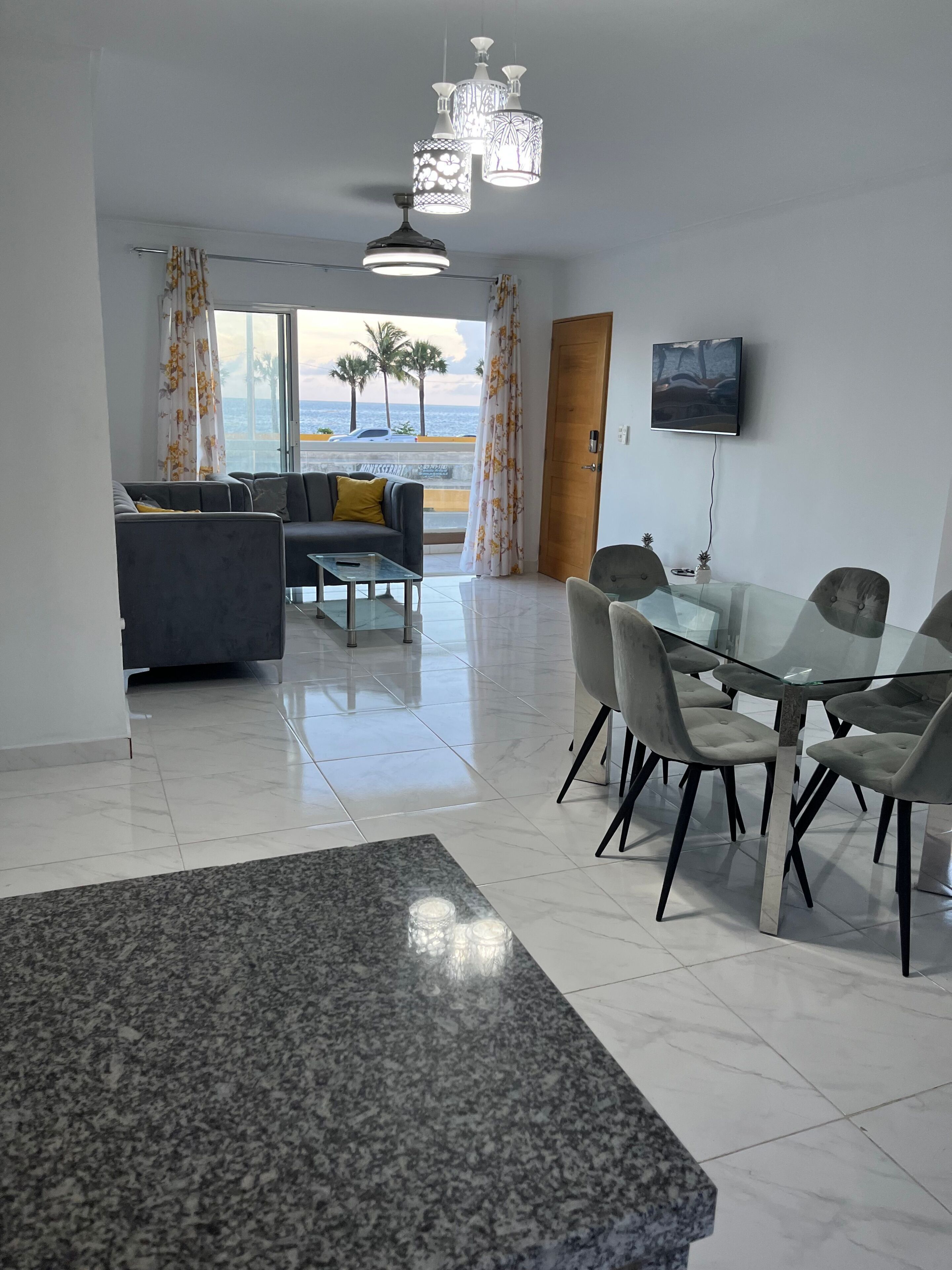 Departamento, 3 habitaciones, para fumadores, balcón | Sala de estar