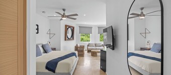 Anchors Hotel