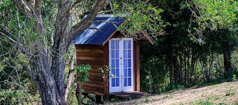 Little Soho – A Soulful Off-Grid Caravan Retreat