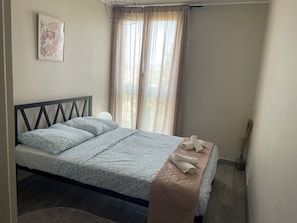 2 soverom, strykejern/-brett, wi-fi og sengetøy