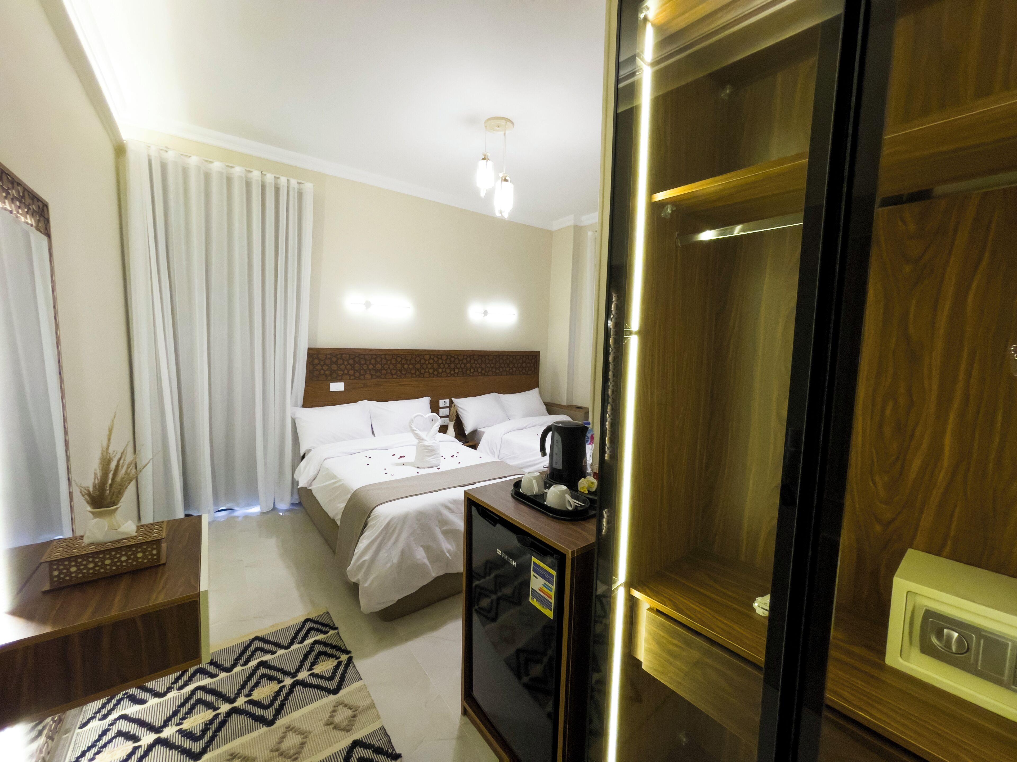 Economy Twin Room, Balcony, Garden View