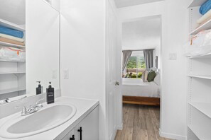 1 bedroom, iron/ironing board, travel crib, bed sheets