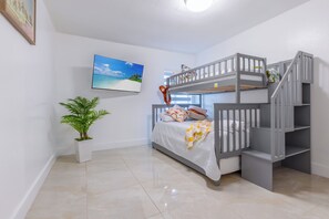 4 bedrooms, iron/ironing board, travel crib, free WiFi