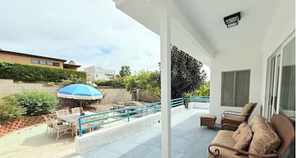 6BD/5BA Beach house in Del Mar, Steps to Beach, Parking, Ocean View!