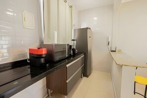 Fridge, microwave, coffee/tea maker, blender