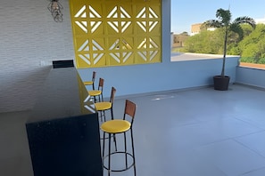 Basic Studio | Outdoor dining