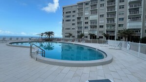 Pool - 2-bedroom 2 bathroom condo right on the beach in beautiful Naples, FL (Naples)