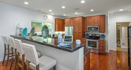 MV Cortijo - 1Bdrm Villa, Close To Shops, ADU Only