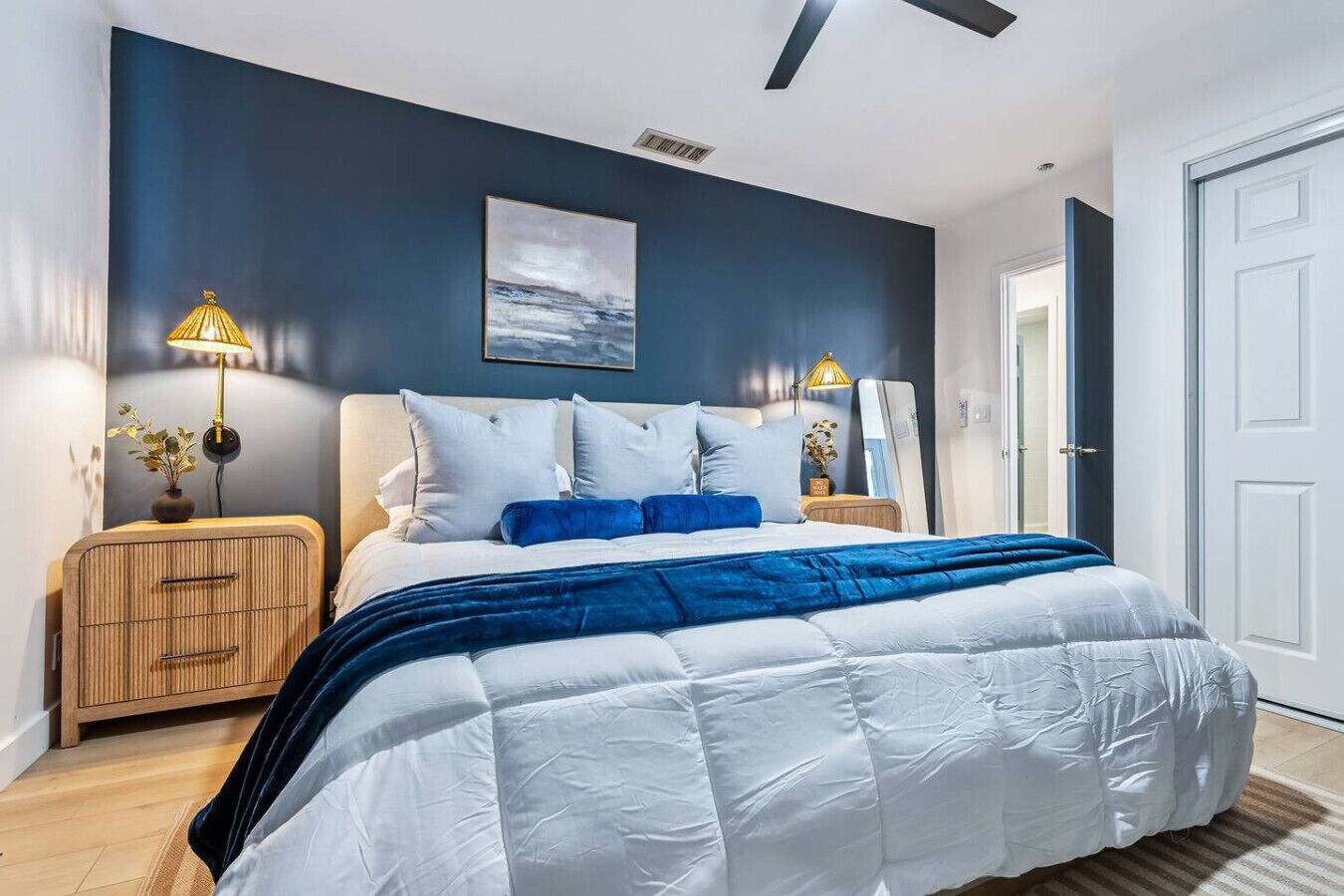 6 chambres, bureau, Wi-Fi gratuit, draps fournis