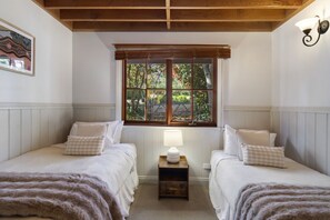 3 chambres, bureau, Wi-Fi, draps fournis