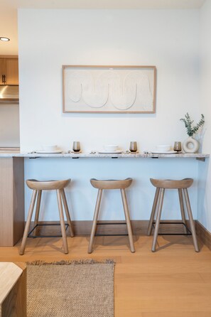 In-room dining - Offshore Residences (Montauk)