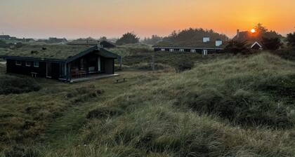 70s charm just 300 m from the beach