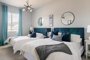 4 chambres, fer et planche Ă repasser, Wi-Fi, draps fournis