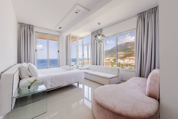 3 soverom, strykejern/-brett, wi-fi (inkludert) og sengetøy