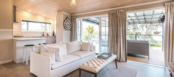 Pohutukawa Cottage - the perfect spot for a relaxing break on Waiheke Island